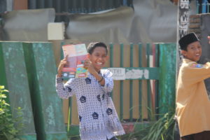 Diseminasi Informasi P4GN menggunakan Mobil Sosialisasi keliling anti narkoba