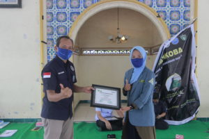 SOSIALISASI ANTI NARKOBA UNTUK SANTRIWAN DAN SANTRI WATI YAYASAN DARUL HIKMAH