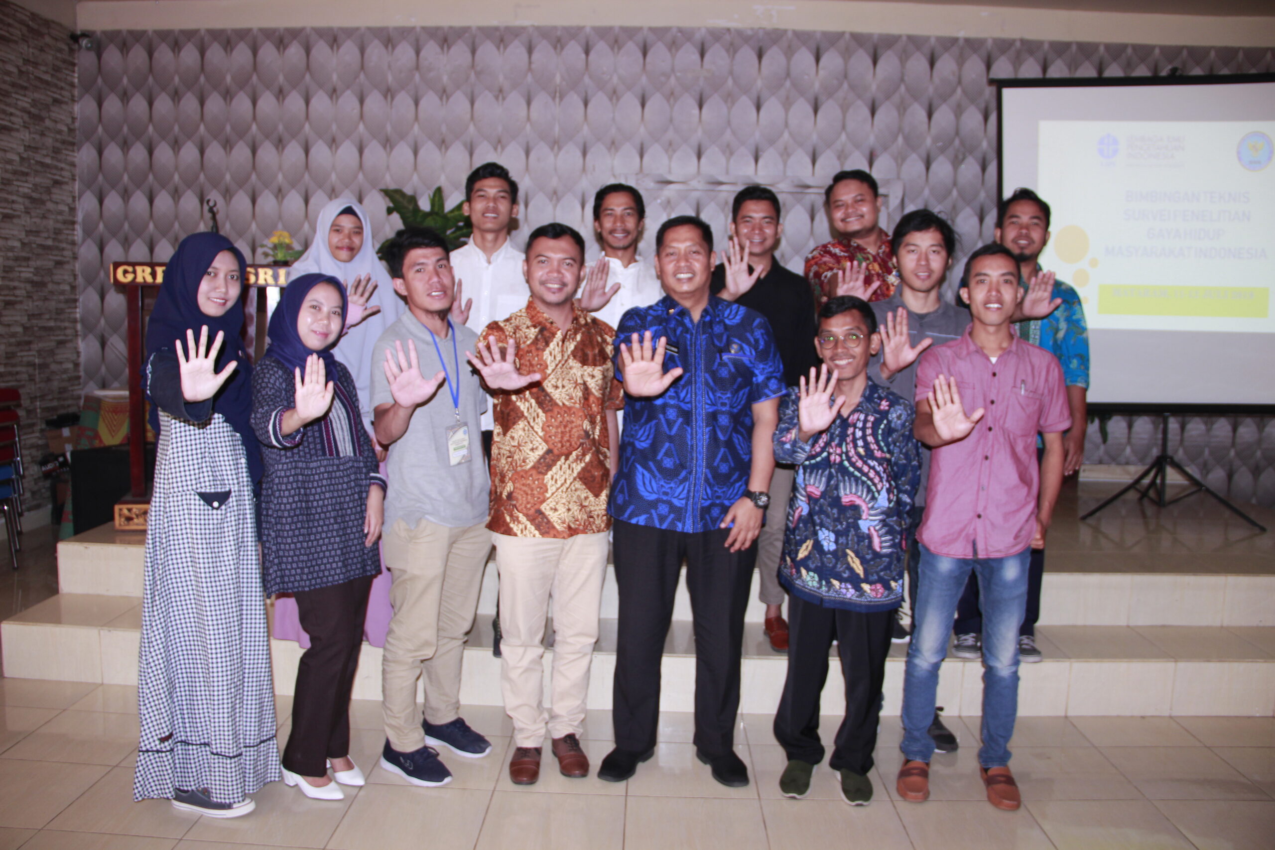 Bimtek TIM Lapangan Survei Nasional BNN Tahun 2019 di Provinsi NTB Bimtek TIM Lapangan Survei Nasional BNN Tahun 2019 di Provinsi NTB