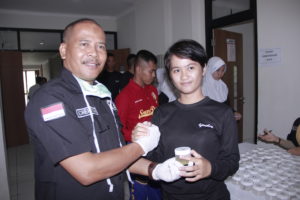BNNP NTB melaksanakan Tes Urine Praja IPDN Kampus NTB