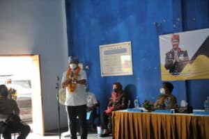 KUNJUNGI KAMPUNG SEHAT BERSINAR, KEPALA BNNP NTB BERIKAN SK RELAWAN DAN AGEN PEMULIHAN KUNJUNGI KAMPUNG SEHAT BERSINAR, KEPALA BNNP NTB BERIKAN SK RELAWAN DAN AGEN PEMULIHAN