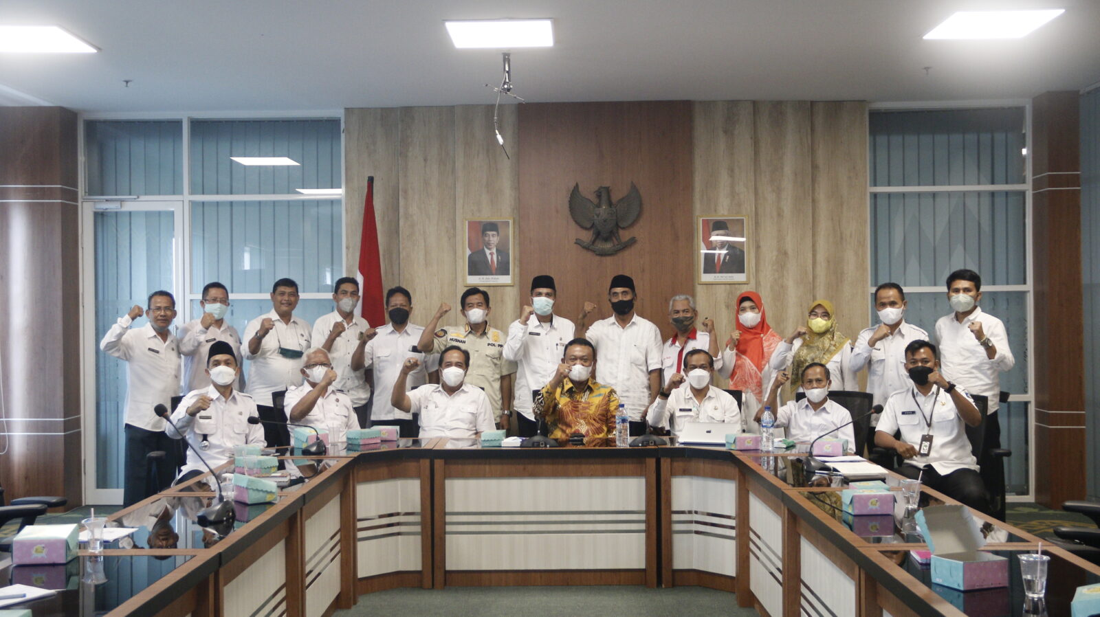 Menghadiri Acara Apel Gelar Pasukan Operasi Mandalika I Rinjani 2022 Menghadiri Acara Apel Gelar Pasukan Operasi Mandalika I Rinjani 2022