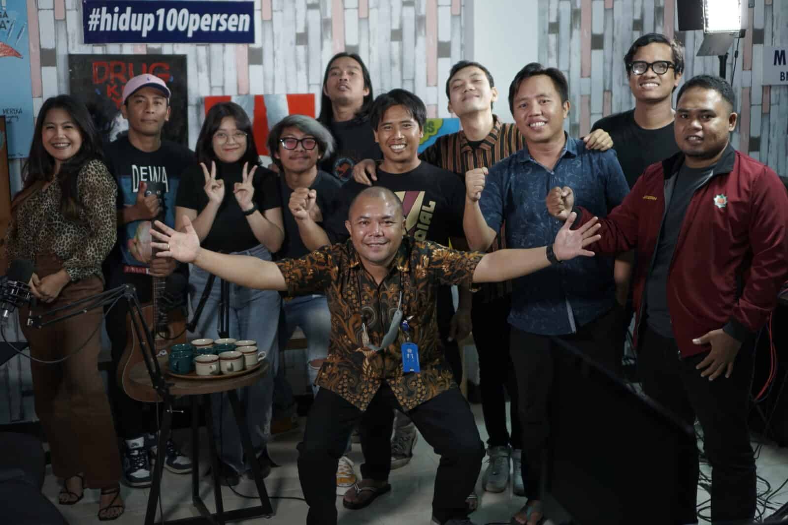 JADI KEREN TANPA NARKOBA! JADI KEREN TANPA NARKOBA!