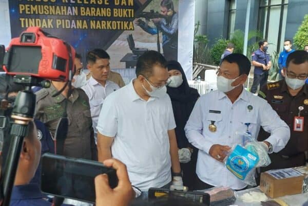 AKSELERASI WAR ON DRUGS MENUJU NTB BERSINAR (BERSIH NARKOBA)