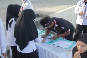 HANI 2024 : BNN Provinsi NTB Gelar Deklarasi Anti Narkoba Masyarakat Pesisir HANI 2024 : BNN Provinsi NTB Gelar Deklarasi Anti Narkoba Masyarakat Pesisir