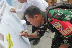 HANI 2024 : BNN Provinsi NTB Gelar Deklarasi Anti Narkoba Masyarakat Pesisir HANI 2024 : BNN Provinsi NTB Gelar Deklarasi Anti Narkoba Masyarakat Pesisir