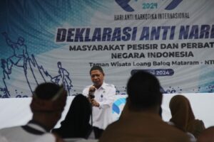 HANI 2024 : BNN Provinsi NTB Gelar Deklarasi Anti Narkoba Masyarakat Pesisir HANI 2024 : BNN Provinsi NTB Gelar Deklarasi Anti Narkoba Masyarakat Pesisir